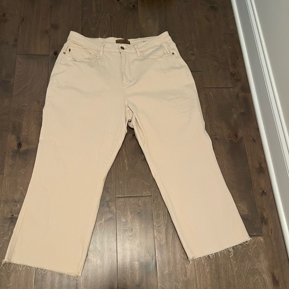 Judy Blue Garment Dyed, Highwaisted, Wide-leg cropped jeans size 18w